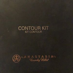Anastasia Contour Kit -light-medium
